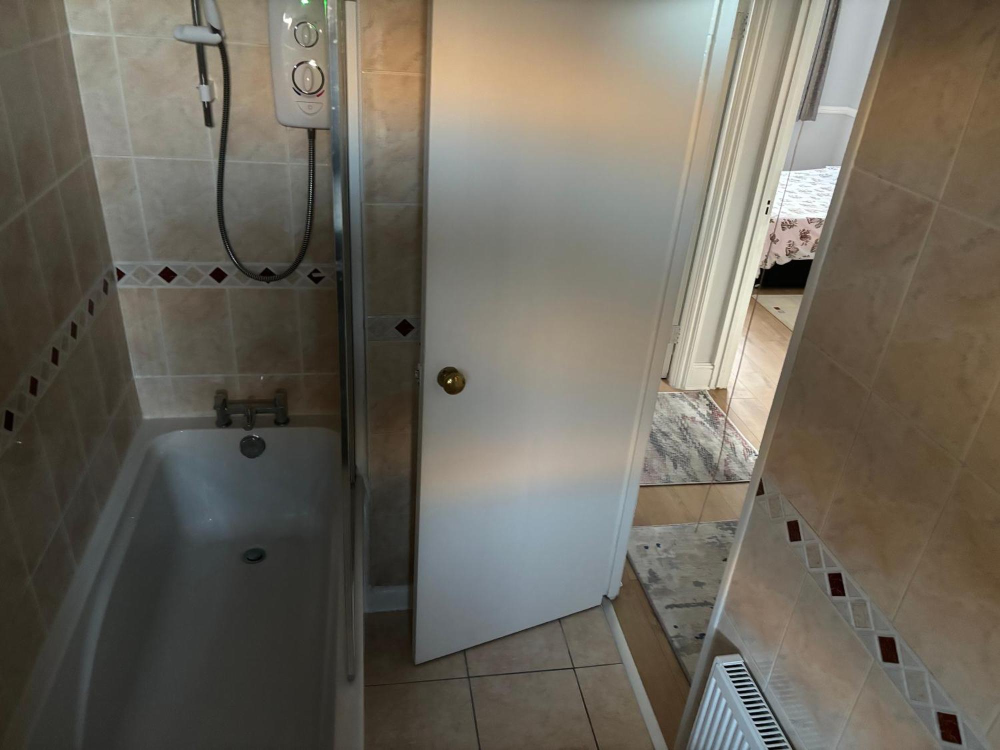 Bright 2 Bedroom Flat Close To Centre Appartamento *